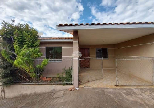 Casa em condomínio fechado 2 quartos na Rua Padre Vitório Maria