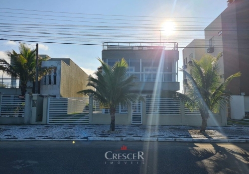 Casas na Avenida Beira Mar em Matinhos Chaves na Mão