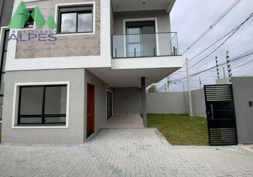 Casas 3 quartos à venda na Rua Humberto Ciccarino em Curitiba