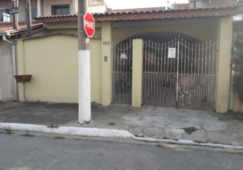 Casas à venda na Rua Dona Maria Augusta Fagundes Gomes em São José dos