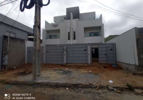 Casas 3 quartos à venda na Rua Quatro em Betim Chaves na Mão