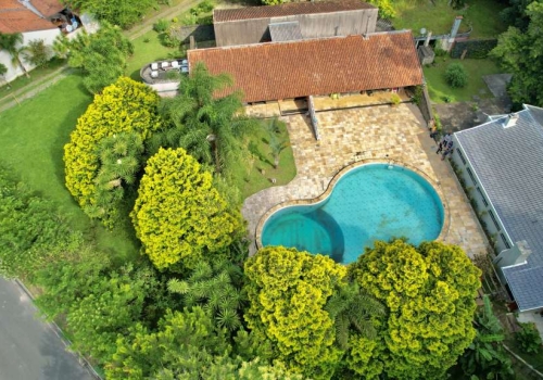 Ch Caras Piscina Venda Na Travessa Lago Santo Ant Nio Em Colombo