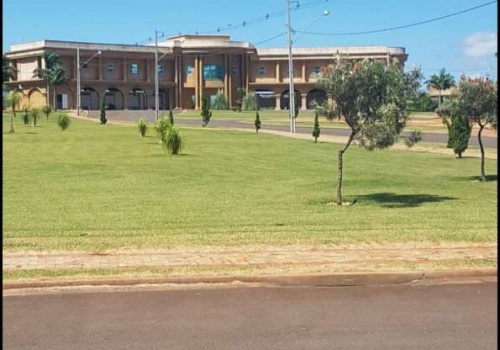 Terrenos em condomínio no Gran Residence Giardino em Arapongas Chaves