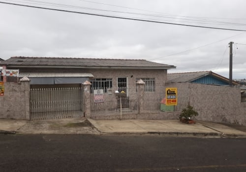 Casas direto o proprietário à venda na Rua Fernando Machado em