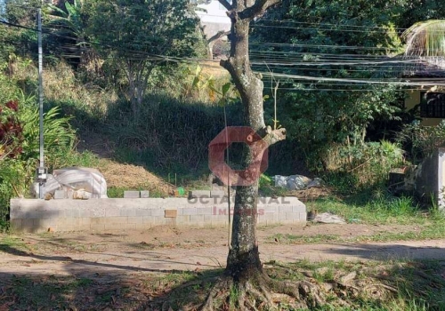 Terrenos em condomínio na Estrada Hugo Ferraz Porto em Maricá Chaves