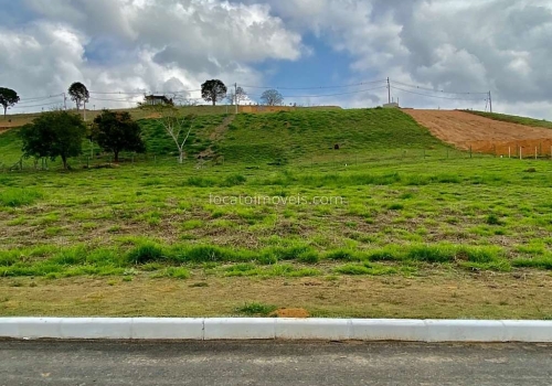 Terrenos à venda no Portal Belmiro Braga em Belmiro Braga Chaves na Mão