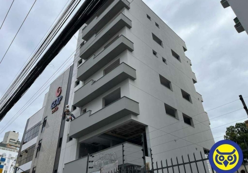 Pontos comerciais na Rua Almirante Dorval Melchíades de Souza em