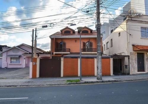 Casas varanda à venda no Batel em Curitiba Chaves na Mão