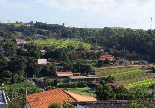 Casas piscina no Parque Residencial Helvetia em Taubaté Chaves na Mão