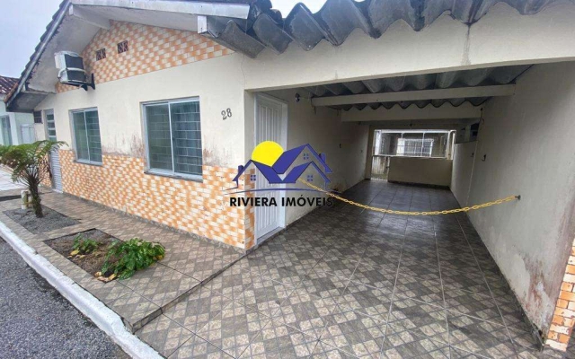 Casa 2 quartos na Avenida Paranaguá Costa Azul Matinhos PR ID