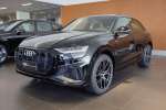 AUDI Q8 3.0 TFSI PERFOR. BLACK QUATTRO HIBRIDO S-TRONIC 4P à venda