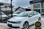 VOLKSWAGEN JETTA 2.0 COMFORTLINE 4P à venda