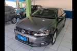 VOLKSWAGEN JETTA 2.0 COMFORTLINE 4P à venda