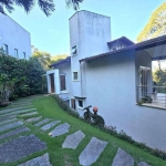 Casa com 3 dormitórios à venda, 469 m² por R$ 2.800.000,00 - Ville de Montagne - Nova Lima/MG