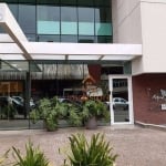 Apartamento com 3 dormitórios à venda, 66 m² por R$ 490.000,00 - Centro - Londrina/PR