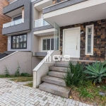 Sobrado com 3 dormitórios à venda, 203 m² por R$ 1.100.000,00 - Pinheirinho - Curitiba/PR