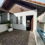 Casa com 4 Quartos e 2 banheiros à Venda, 286 m² por R$ 850.000 - Vila Andrade