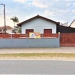 Casa com 3 quartos à venda na Avenida das Margaridas, 1352, São José, Itapoá