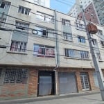 Apartamento com 2 quartos para alugar na Rua Lourenço Pinto, 270, Centro, Curitiba