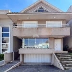 Casa com 3 quartos para alugar na Rua Ângelo Breseghello, 422, Bairro Alto, Curitiba