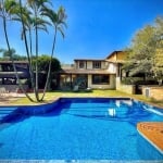 Casa com 4 dormitórios à venda, 468 m² por R$ 4.500.000,00 - Parque Silvino Pereira - Cotia/SP