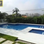 Sobrado no Pacaembu com piscina, churrasqueira e 10 vagas