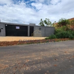 Casa para Venda em Caldas Novas, Jardim Jussara, 3 dormitórios, 1 suíte, 1 banheiro, 4 vagas