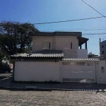 Sobrado de esquina com 4 dorms, Aviação, Praia Grande!