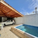 Linda Casa Térrea Isolada com Piscina e Churrasqueira à Carvão!!