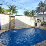 Casa Térrea Isolada com Piscina e Churrasqueira - 5 vagas de garagem!!