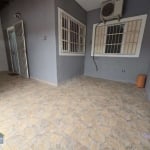 Casa Geminada Térrea com 2 dorms - 1 vaga de garagem - Venha conhecer!