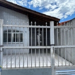 Casa Geminada com 03 dormitórios e 01 suíte