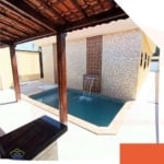 Linda Casa Alto Padrão Isolada com 3 suítes 4 vagas - Churrasqueira e Piscina!