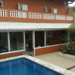 Sobrado com 4 dorms, Ocian, Praia Grande! Financia!! Oportunidade!!