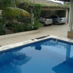 Sobrado com 4 dorms, Ocian, Praia Grande! Financia!! Oportunidade!!