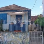 Casa com 2 quartos à venda na Rua Manoel Vitorino, 629, Partenon, Porto Alegre