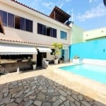 Casa com 3 dormitórios à venda, 410 m² por R$ 1.100.000 - Vila Valqueire - Rio de Janeiro/RJ