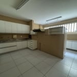 Excelente apartmento com 215 metros à venda em ótima localização- Meireles