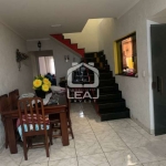 Sobrado de 240m² com 4 dormitórios e 1 vaga de garagem à venda, por R$ 460.000,00 Jardim Irene, San