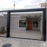 CASA COM DESIGNER MODERNO UMA OPORTUNIDADE PARA COMPRAR SEU IMOVEL NO JARDIM FREGADOLLI.