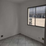 Apartamento com 1 dormitório com 1 vaga, em localização estratégica