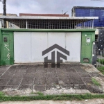 Duas casas à venda no terreno de 280m², localizada na Encruzilhada, Recife - Pernambuco.