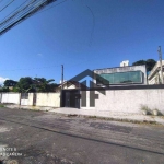 Casa de 321m² à venda, com 4 quartos (1 suíte), localizada em Campo Grande, Recife - Pernambuco.