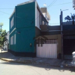 Casa de 331m² à venda, com 4 quartos, localizada na Encruzilhada, Recife - Pernambuco.