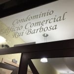 Alugo sala comercial no Centro de Curitiba.