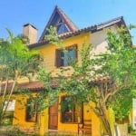 Casa com 3 dormitórios à venda, 174 m² por R$ 584.000,00 - Espírito Santo - Porto Alegre/RS