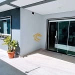 Sobrado com 3 dorms, Caiçara, Praia Grande - R$ 1.33 mi, Cod: 9317