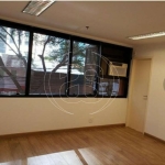 Conjunto comercial com 28m² - com 1 vaga de garagem