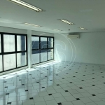 Oportunidade Única em Santo Amaro: Sala Comercial de 60m² com Acessibilidade e Conforto!