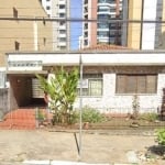 Casa com 3 Quartos e 4 banheiros à Venda